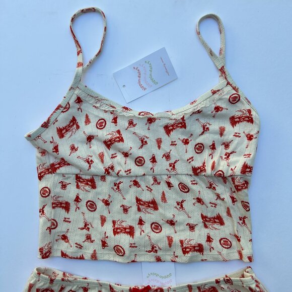 Dippin’ Daisy’s Fireside top & Cozy Cabin shorts - Picture 3 of 9